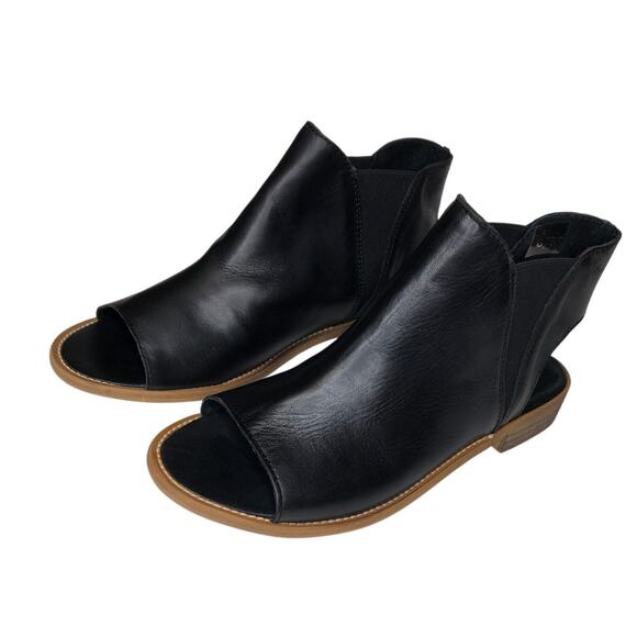 Musse & Cloud Black Open-Toe Flats - Picture 7 of 15